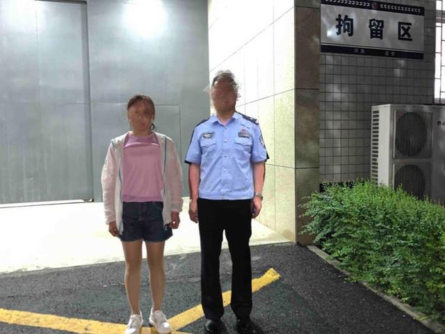 一女子偽造使用假中專畢業(yè)證,被民警識破并抓獲