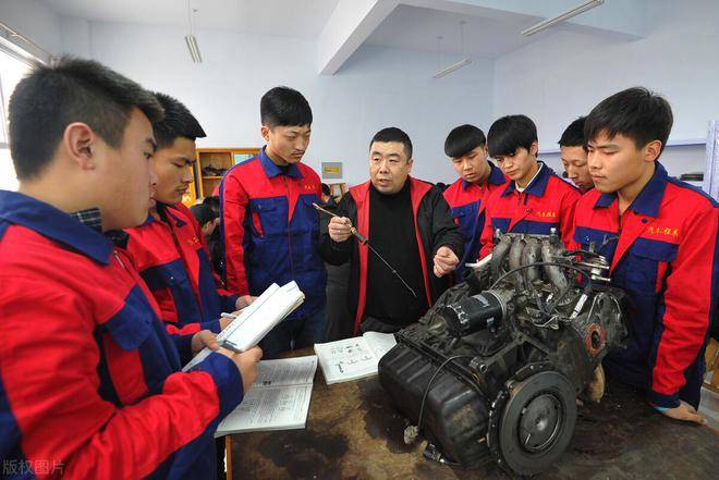 為什么要上中專，讀中專有什么用？