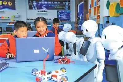 以數(shù)字之力開(kāi)辟教育發(fā)展新賽道